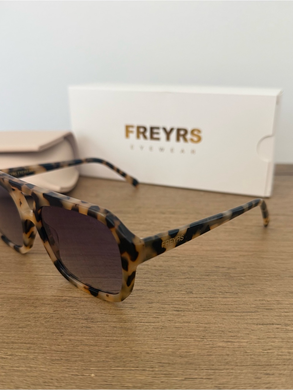 FREYRS Eyewear Havana Aviator Sunglasses - Picture 2 of 2